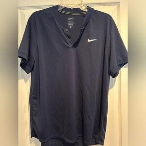 Nike Tennis Shirt